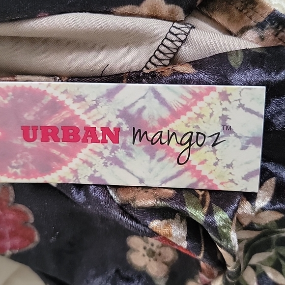 Urban Mangoz Cardigan - Picture 6 of 6